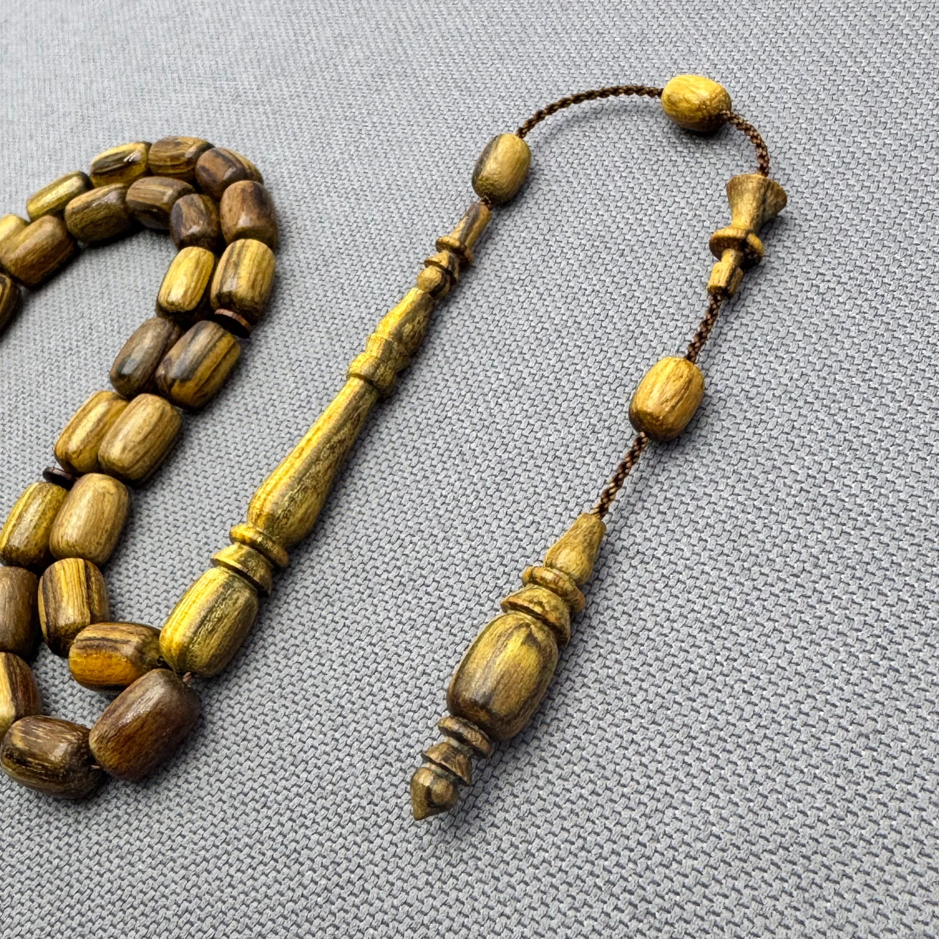 Usta İşi Sistemli Kapsül Kesim Mis Kokulu Orjinal Öd Ağacı Tesbih